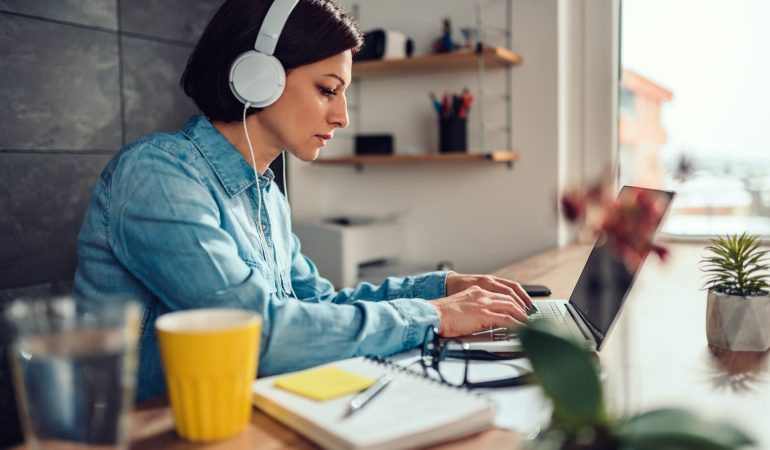 Best Headphones for freelancers